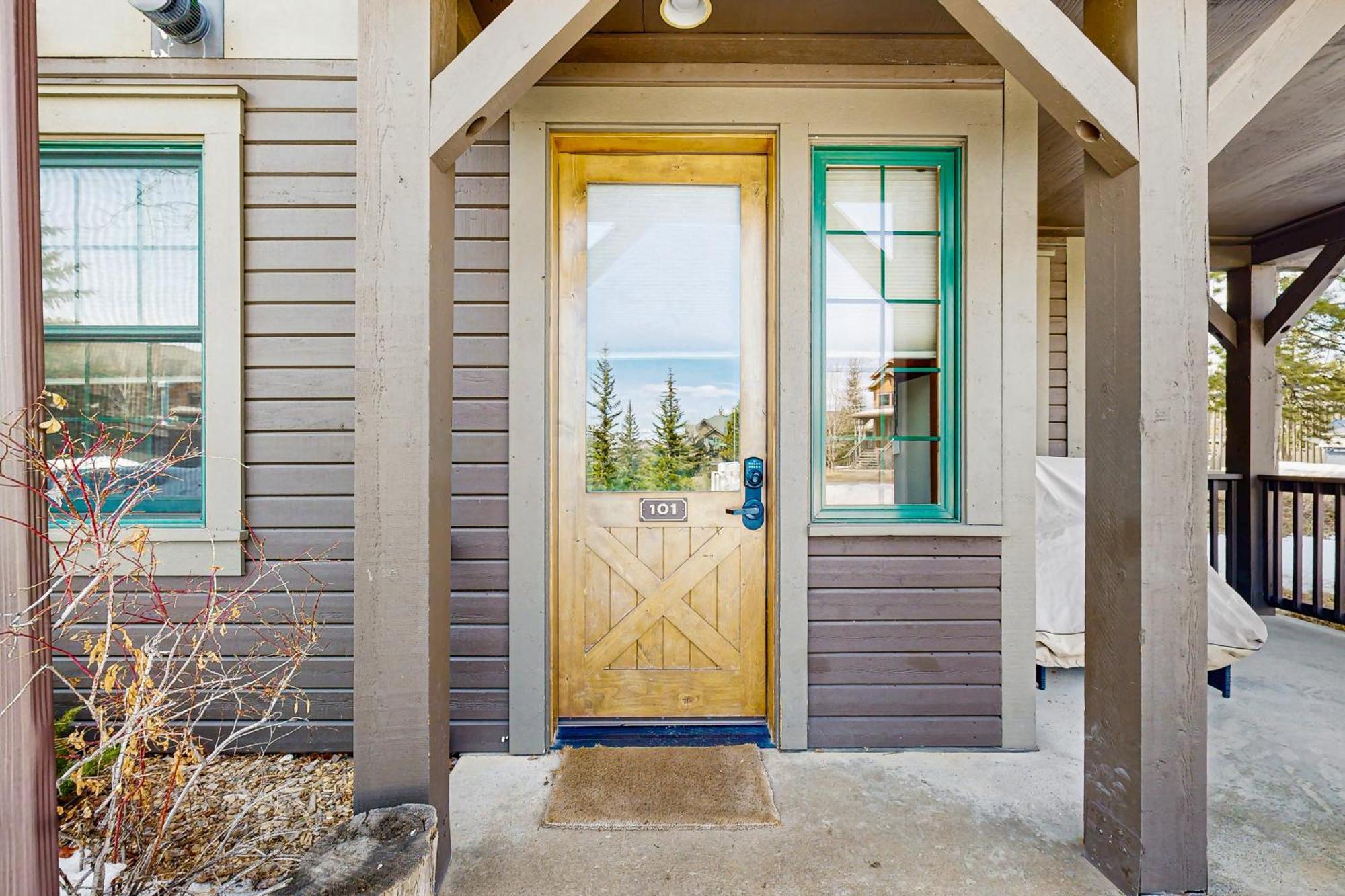Bluebird Skies Granby Exterior photo