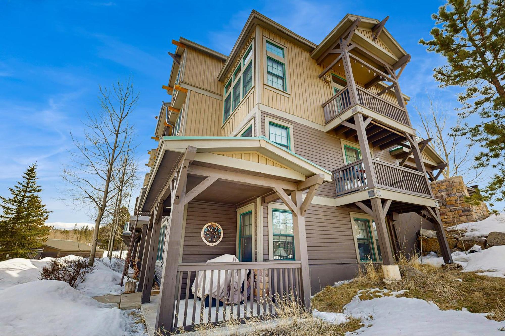 Bluebird Skies Granby Exterior photo